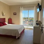 Saint Jacques Hotel