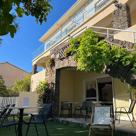 Hotel Saint Jacques 2*